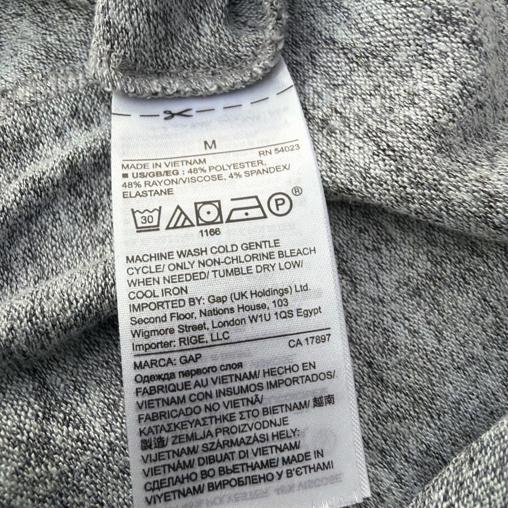 GAP Grey Knit Short Sleeved Tunic - Picture 5 of 8